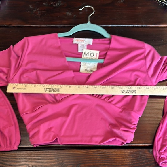 Renee C. Pink Fitted Crop Blouse - Picture 4 of 11